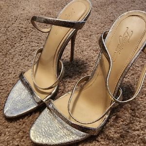 Silver/gold iridescent Vince Camuto sandals